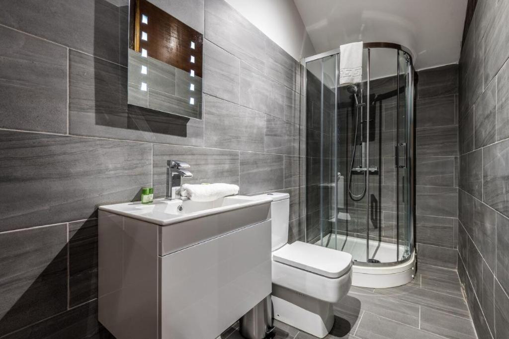 27 Stanley Street Aparthotel By Ustay Liverpool Exterior photo